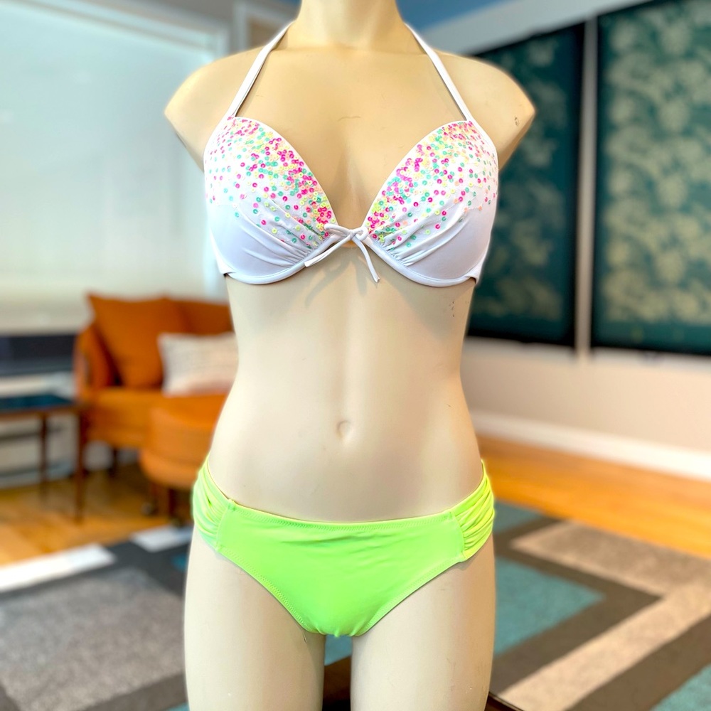 Swimsuit, Victoria Secret, Bikini, Sexy Bathing Suit, Size 34D, Small bottoms